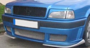 The front spoiler, RS4.