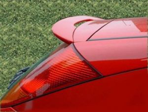 Spoiler above the rear glass, HB.