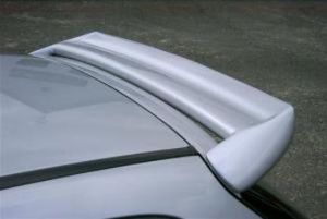 Spoiler above the rear glass, style Carzone.